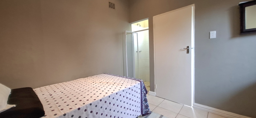 4 Bedroom Property for Sale in Beacon Bay Eastern Cape